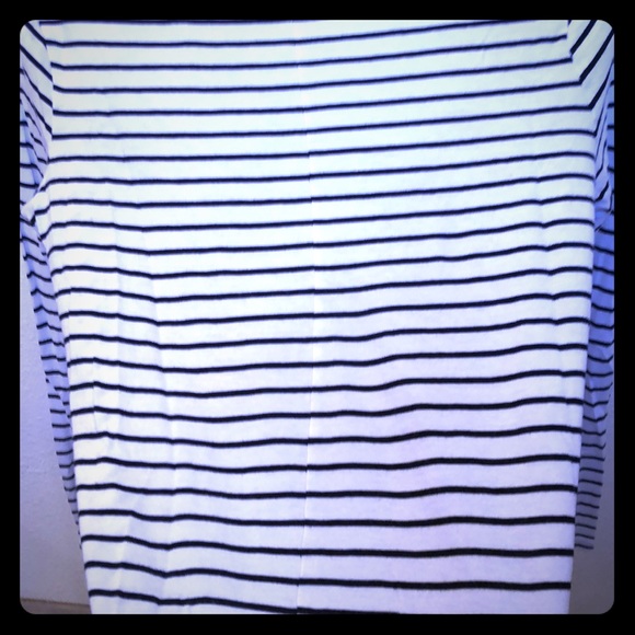 ABOUND Blk/Wht Striped Tunic Top - Picture 3 of 5